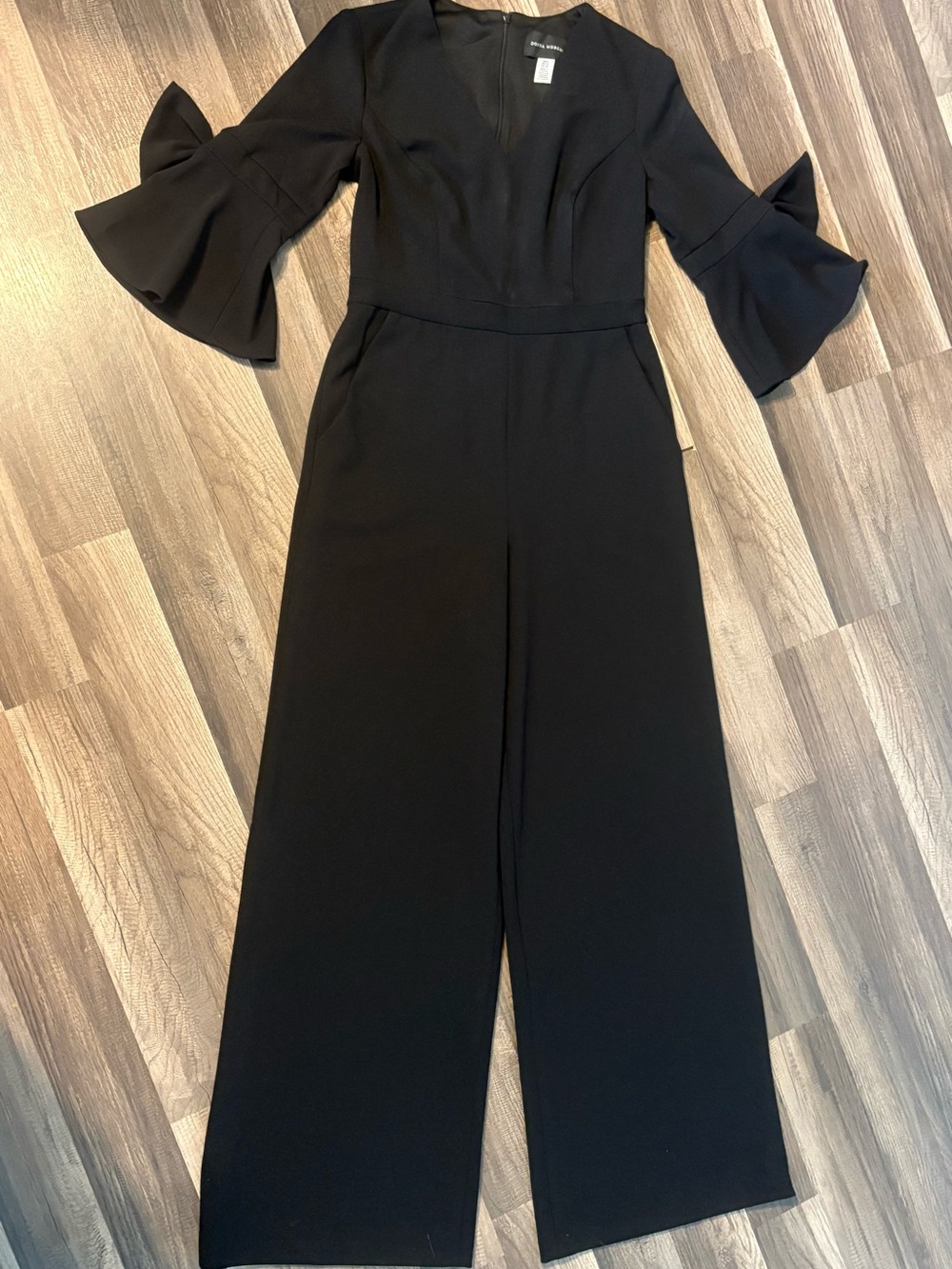 Donna Morgan Black Wide Leg Jumpsuit Bell Sleeve Bow Detail Size 6